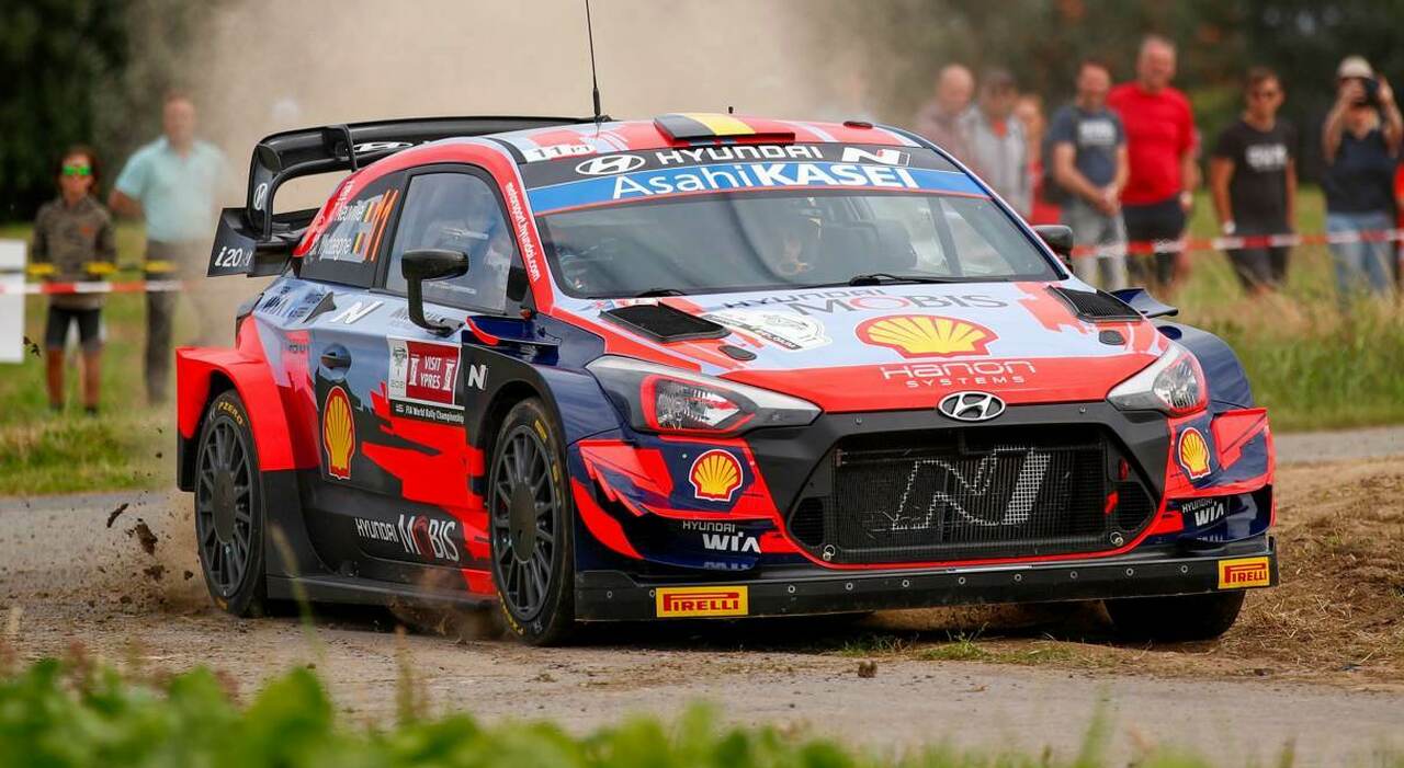 Una delle Hyundai i20 WRC impegnate nel Rally del Belgio