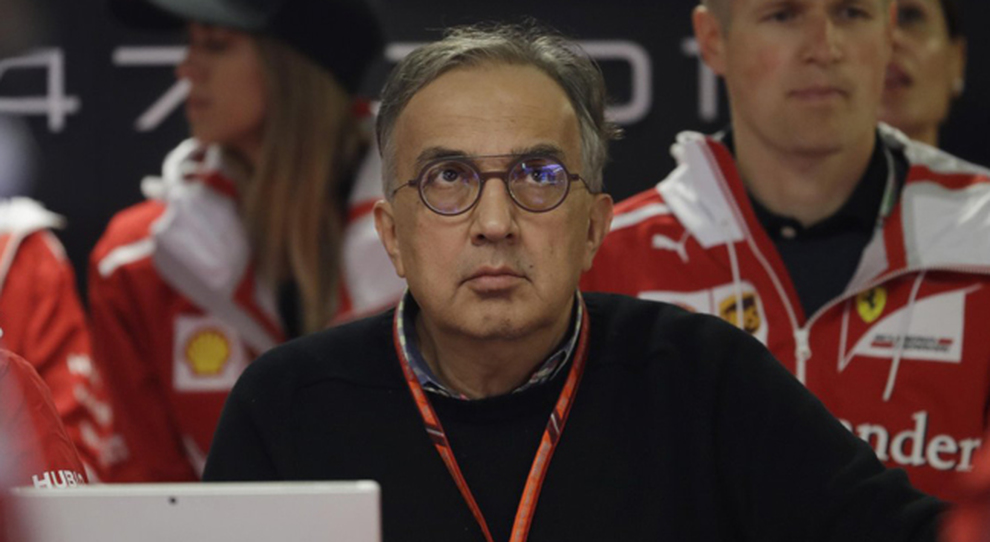 Sergio Marchionne segue il gp di Monza ai box Ferrari