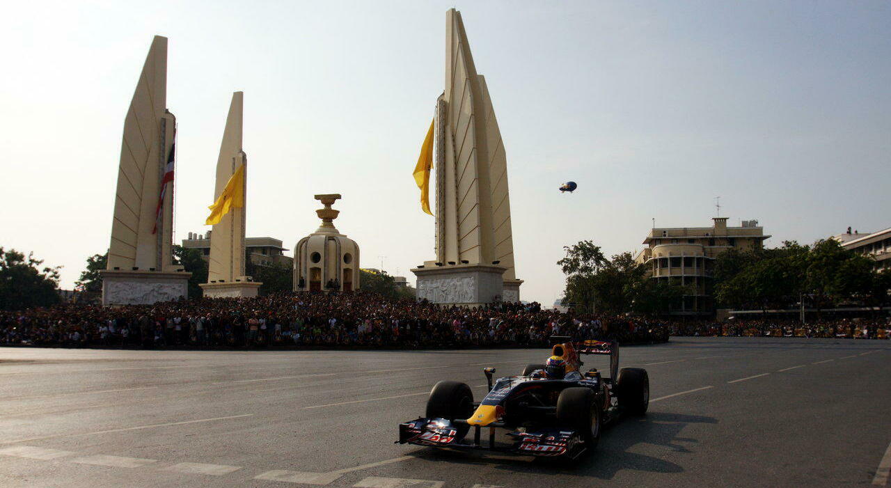 Webber a Bangkok con la Red Bull nel 2013