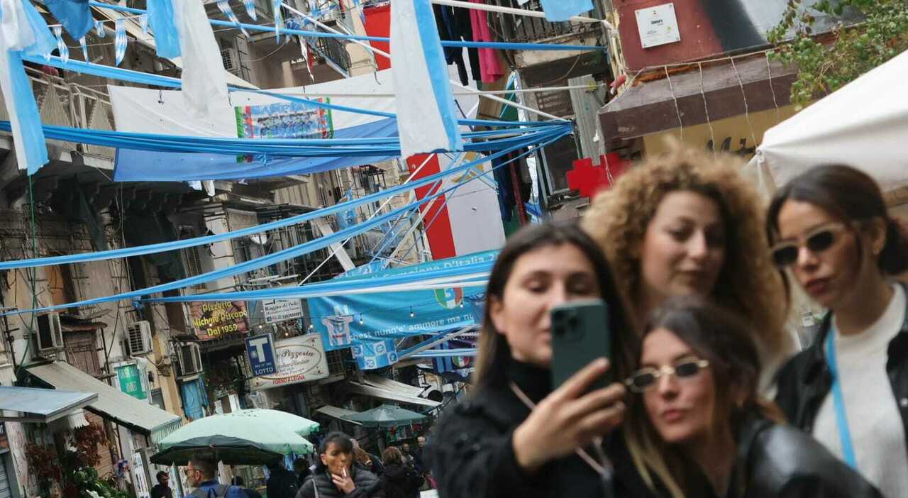 Napoli, lo Scudetto è anche un business per il turismo campano»