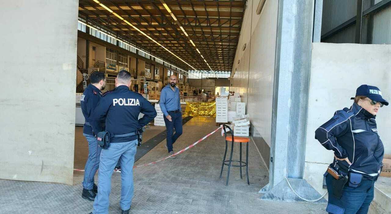 Salerno, due morti oggi al mercato del pesce: l