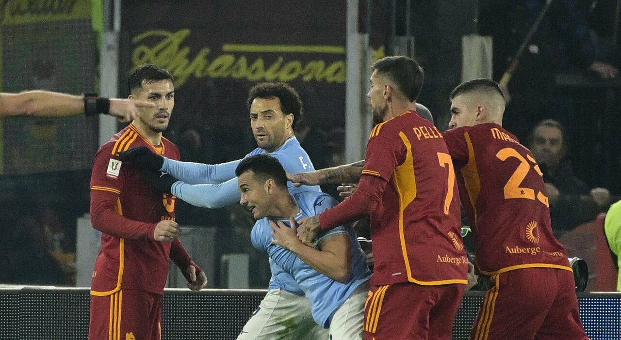 Sanciones y multas tras el derby de Lazio-Roma: Mancini y Azmoun suspendidos, Curva Norte cerrada
