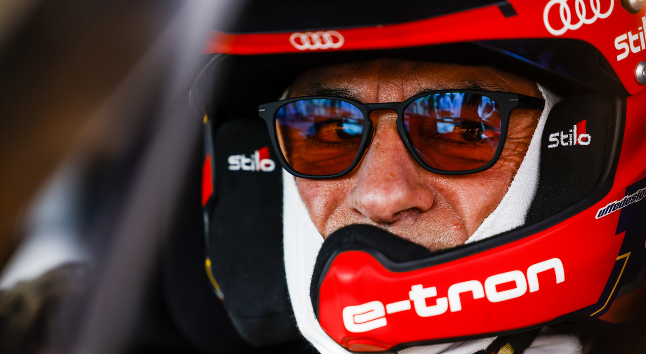 Carlos Sainz sulla sua Audi RS Q e-tron E2