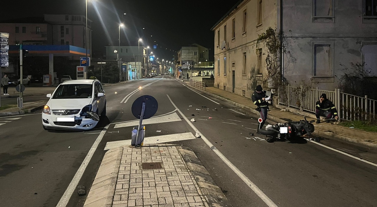 Ancora uno schianto sulla Flaminia: gravi una 18enne ed un 20enne sbalzati dallo scooter