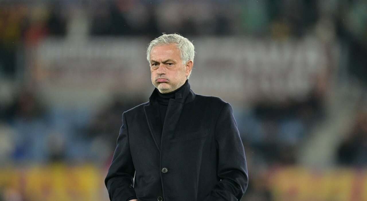 Empate entre Roma y Atalanta: Mourinho protagoniza un altercado con Aureliano