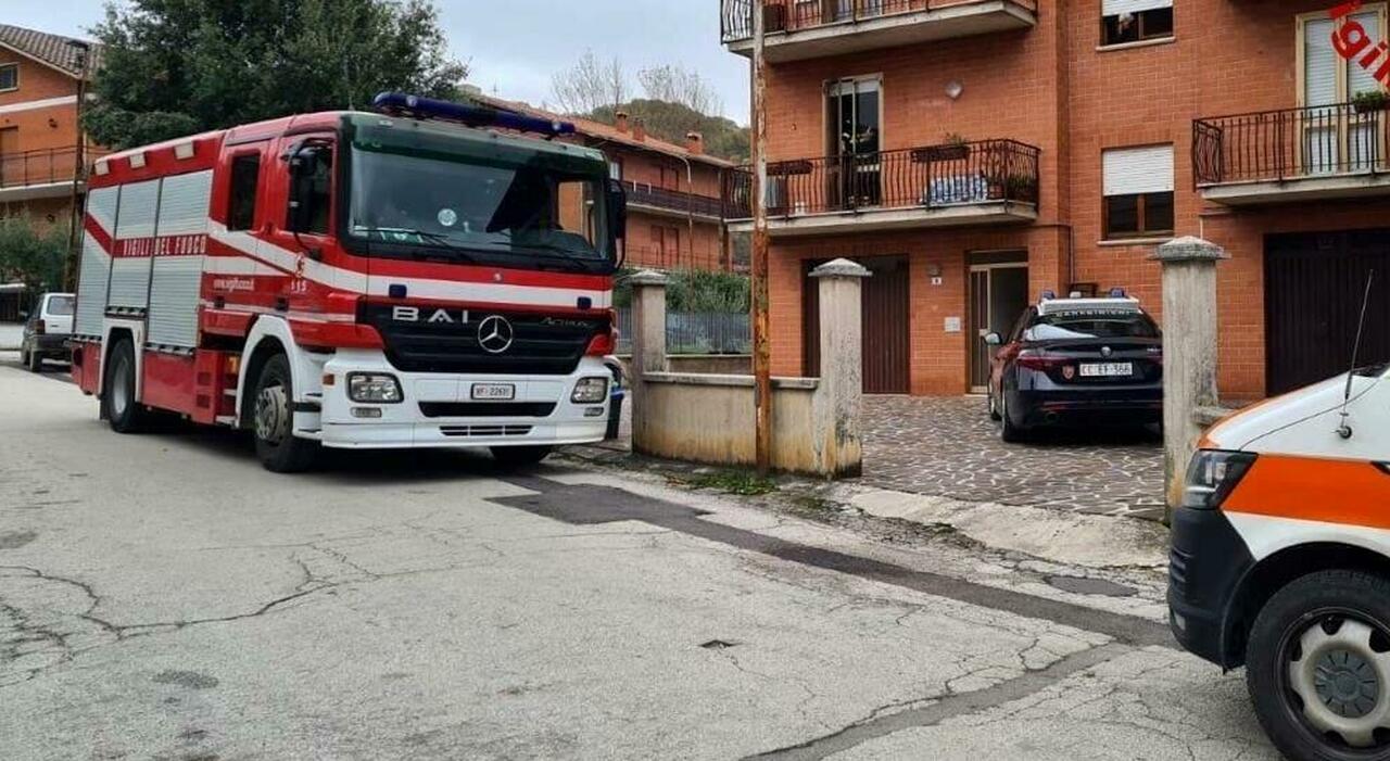 Incendio in un appartamento in zona Dragoncello a Roma: un uomo muore, la sua casa era al primo piano