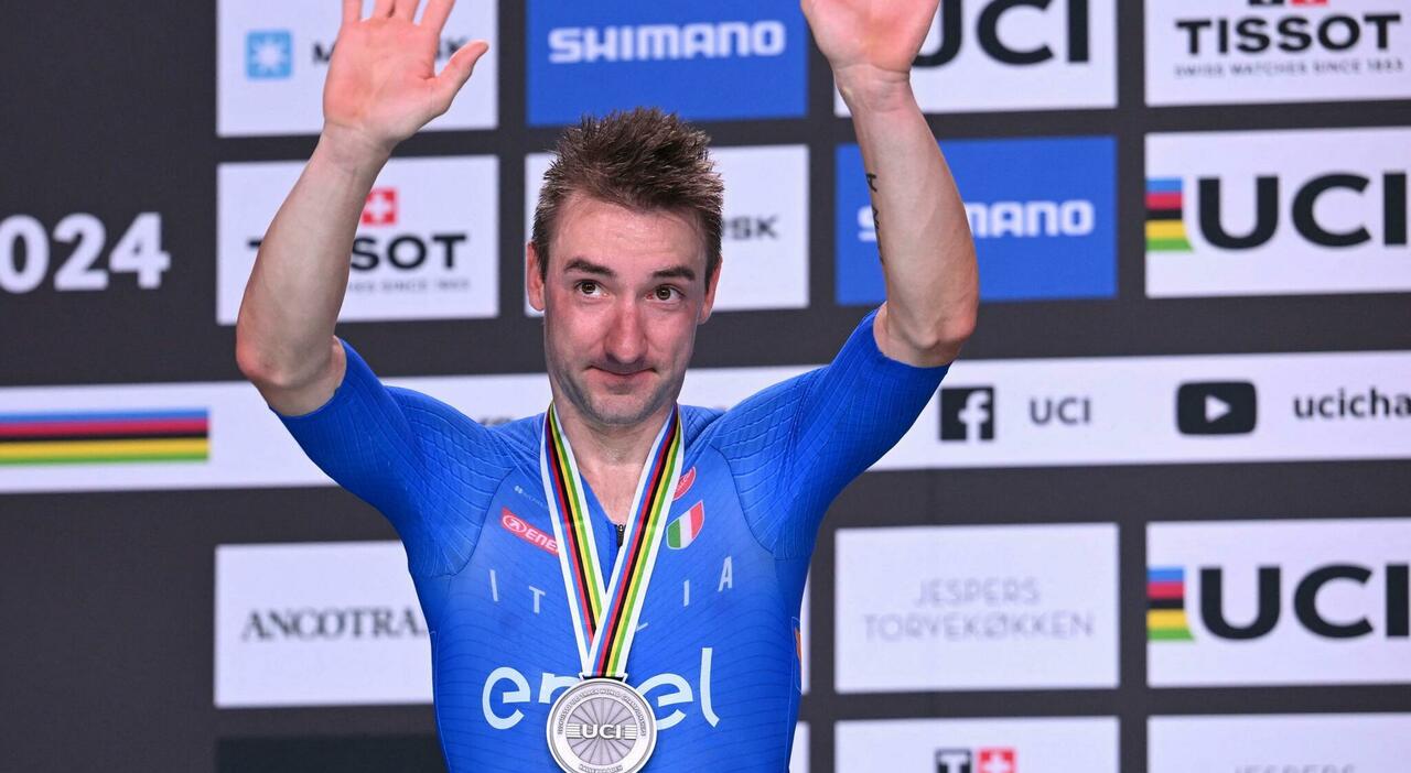 Elia Viviani Wins Silver in Track Cycling World Championships