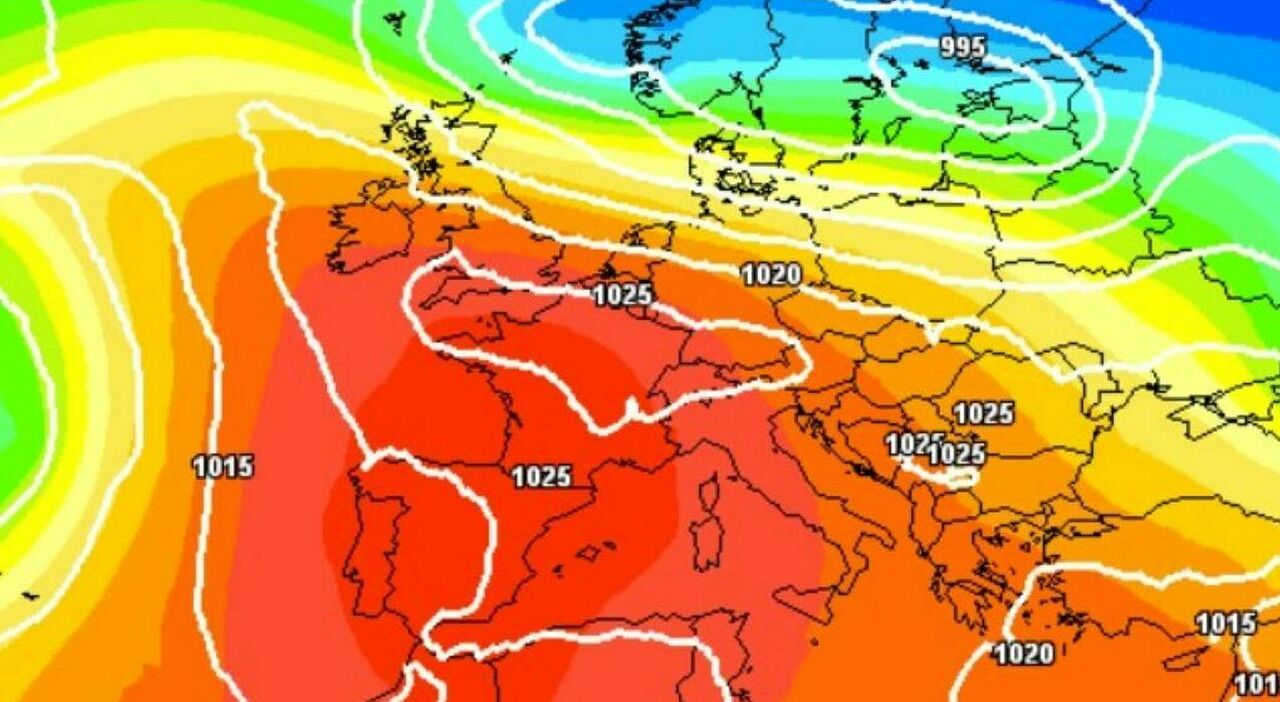 Meteo, quando arriva il freddo? Caldo anomalo con temperature fino a 34°C,  ecco quanto durerà l'anticiclone Apollo