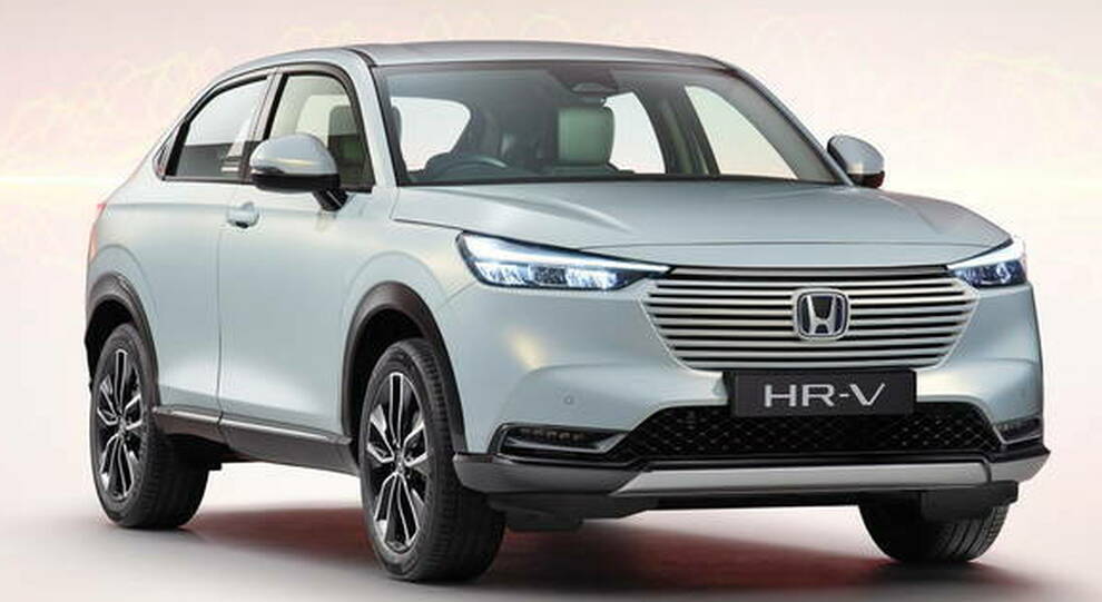 La nuova Honda HR-V arriverà nei concessionari entro la fine del 2021 e sarà offerta solo con propulsione ibrida
