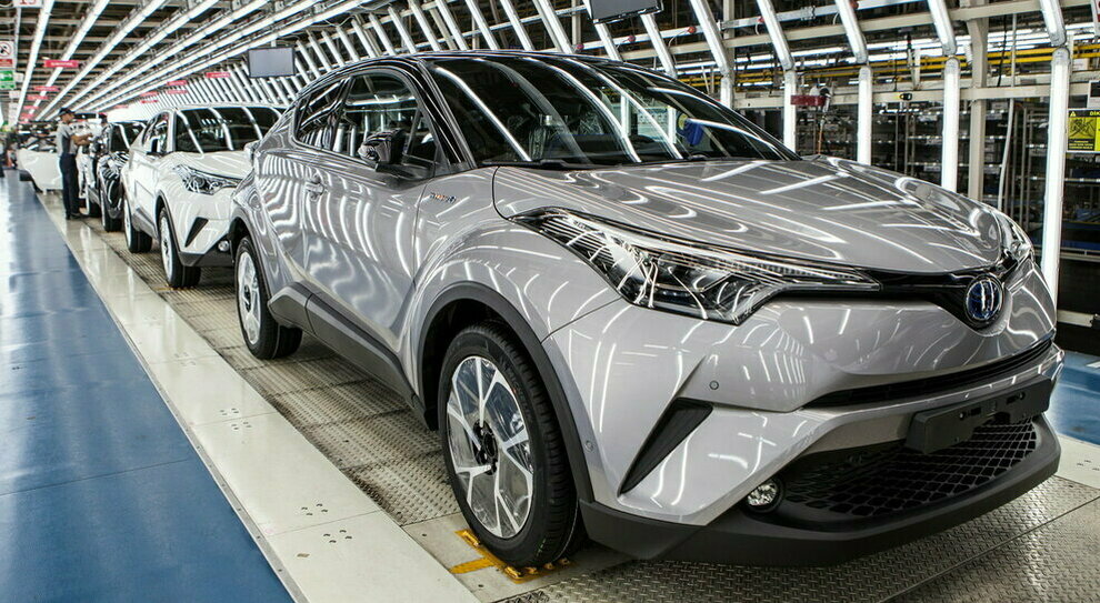 La produzione della Toyota CH-R