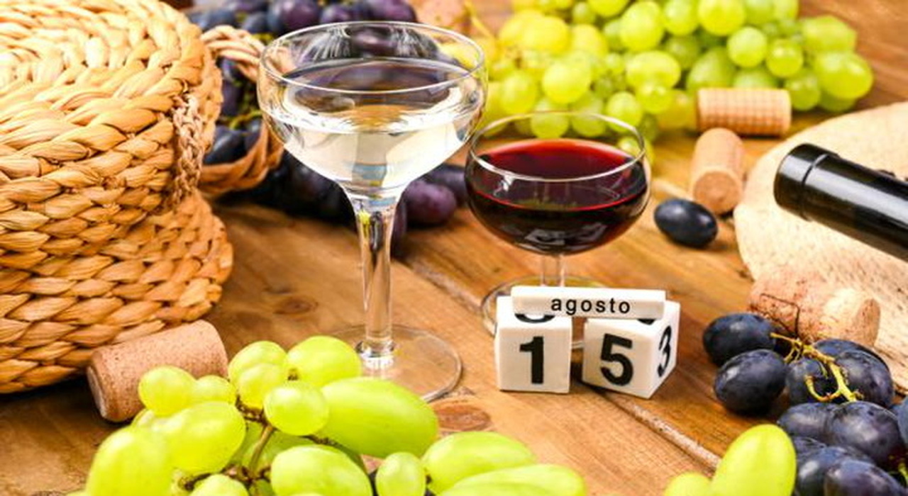 Cosa Si Festeggia A Ferragosto In Italia Cosa si festeggia a Ferragosto e chi ha istituito questa ricorrenza