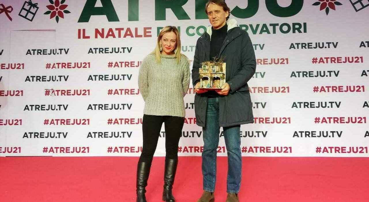 Atreju, Giorgia Meloni Premia Il Ct Della Nazionale Roberto Mancini