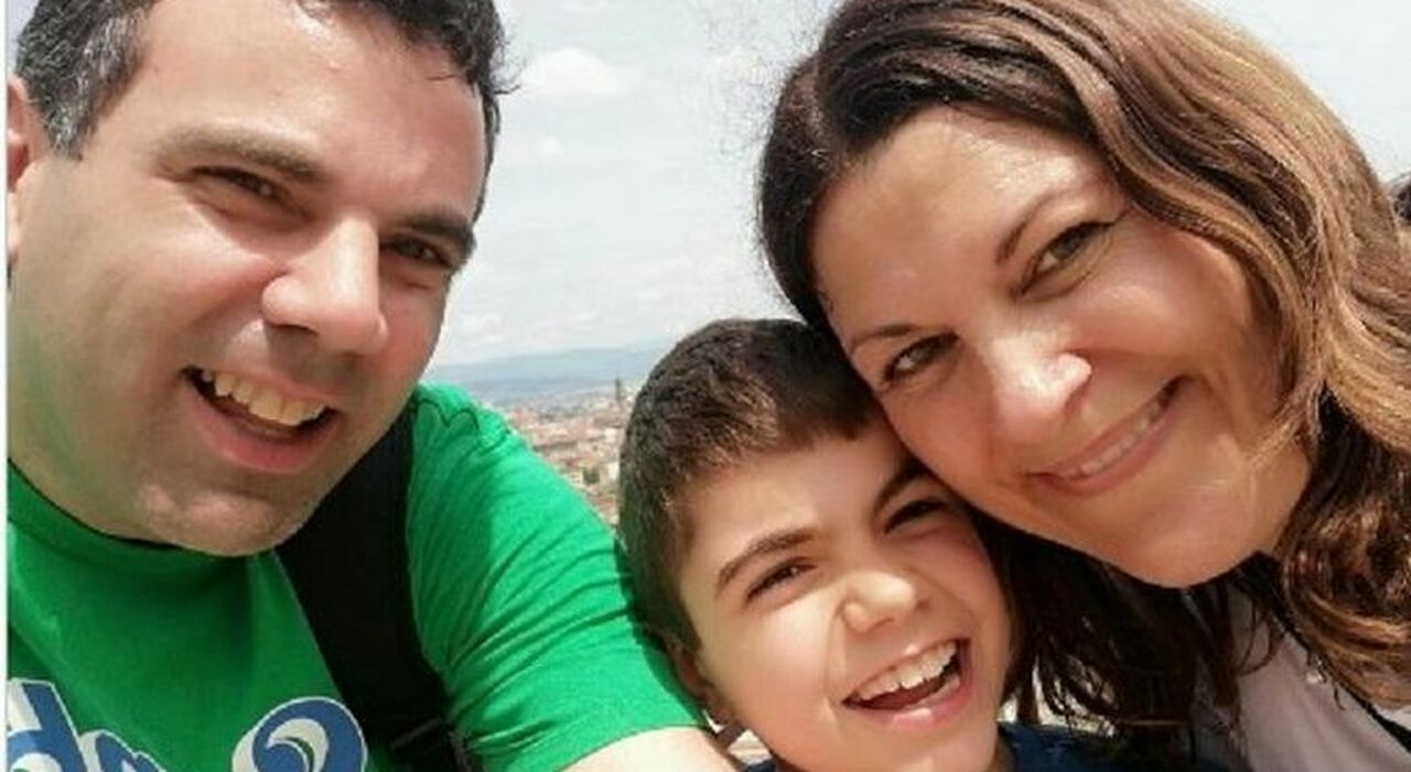 «Mio figlio Riccardo e quella malattia rara che gli impedisce di parlare», il bimbo di 10 anni sarà tra i testimonial Telethon