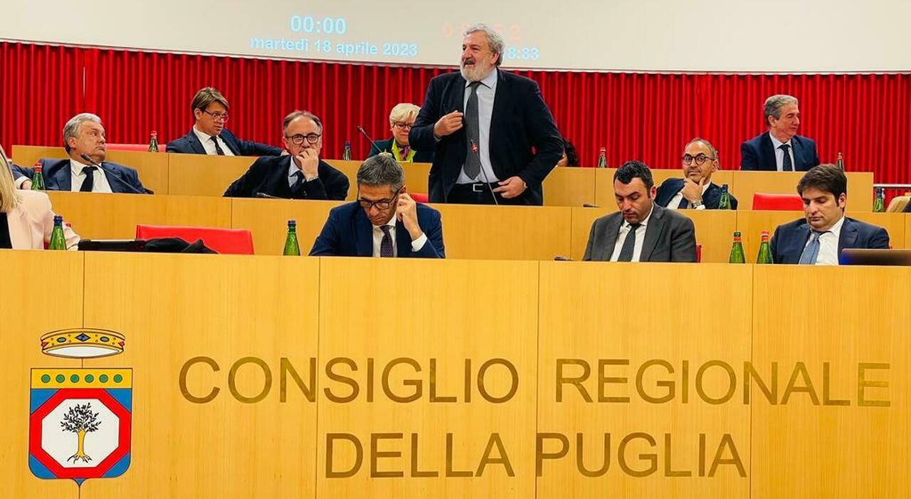 Autonomia, oggi il voto in Aula. Nuova proroga per i dirigenti