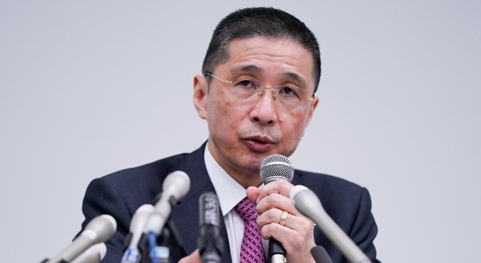 Hiroto Saikawa, ceo di Nissan Motor parla durante la conferenza stampa nel quartier generale della casa giapponese a Yokohama