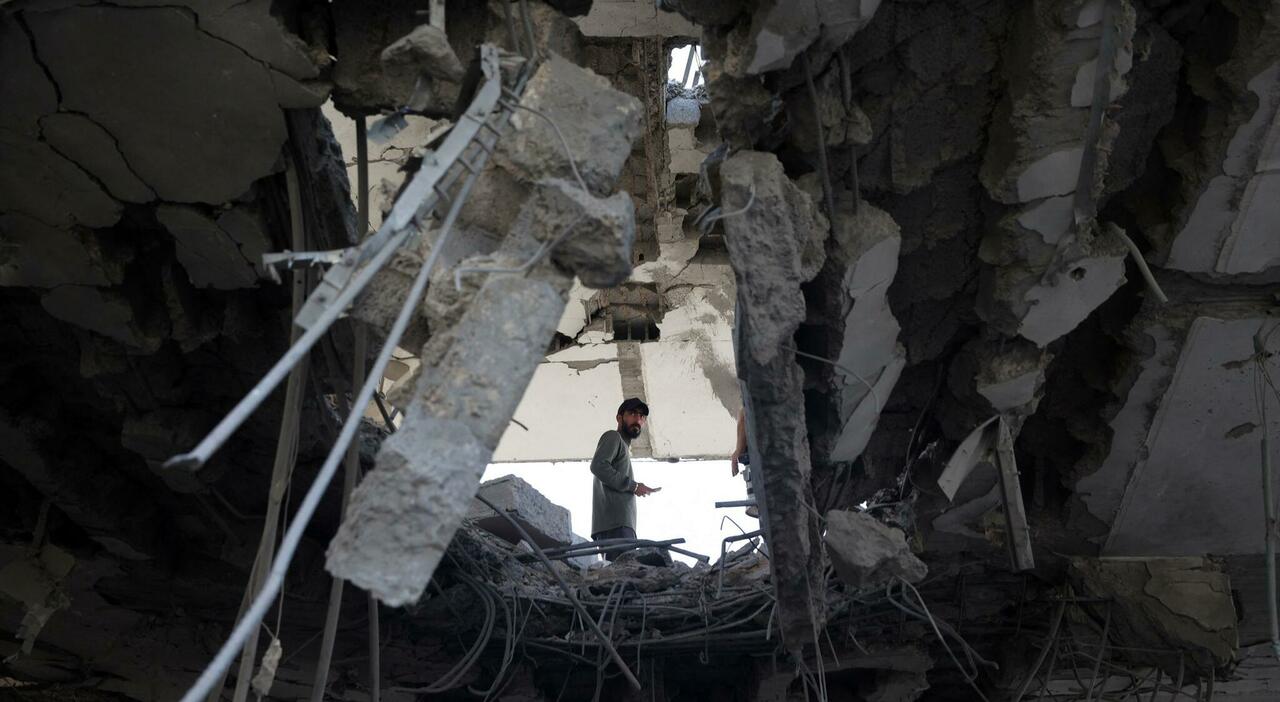 Israeli raid in Rafah, killing sixteen people.  US confirms: shipment of weapons to Tel Aviv blocked – ilmessaggero.it
