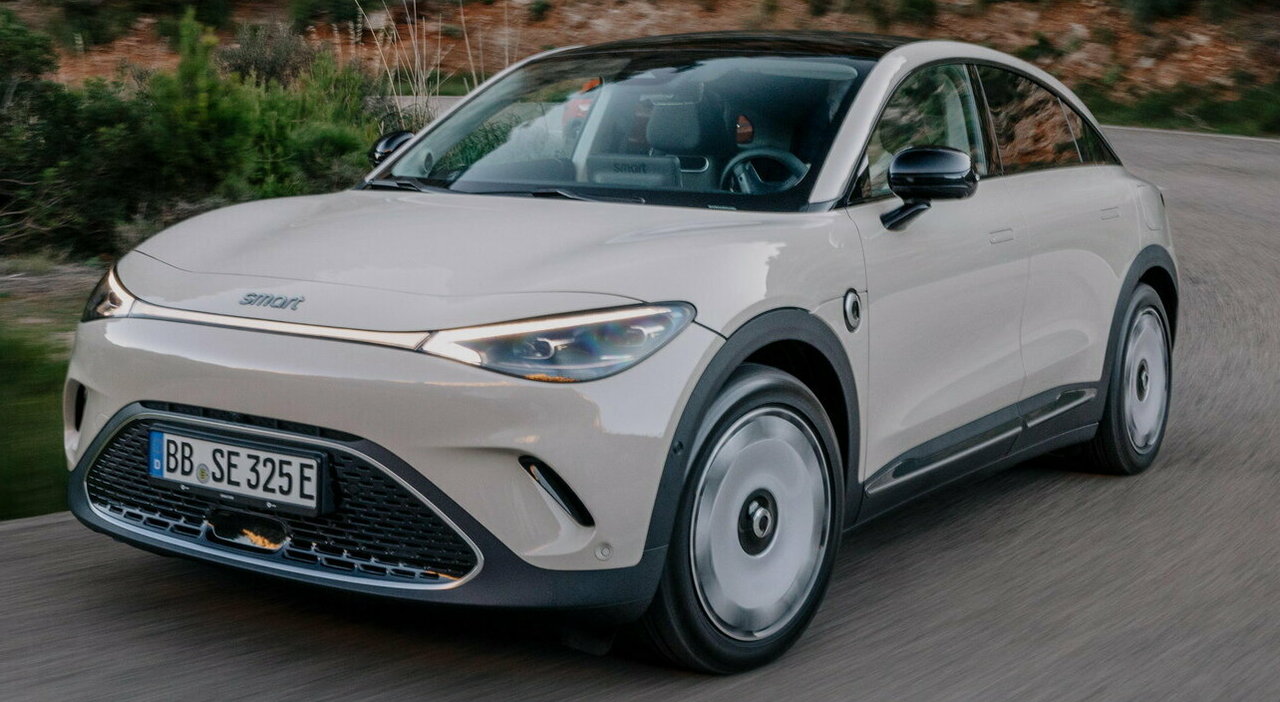 Smart #3, al volante del crossover coupé tedesco