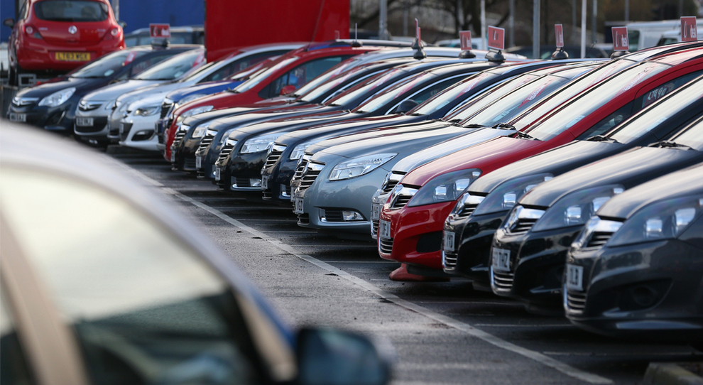 Mercato auto: vendite in Europa ad aprile -0,5%. Ottavo calo mensile consecutivo