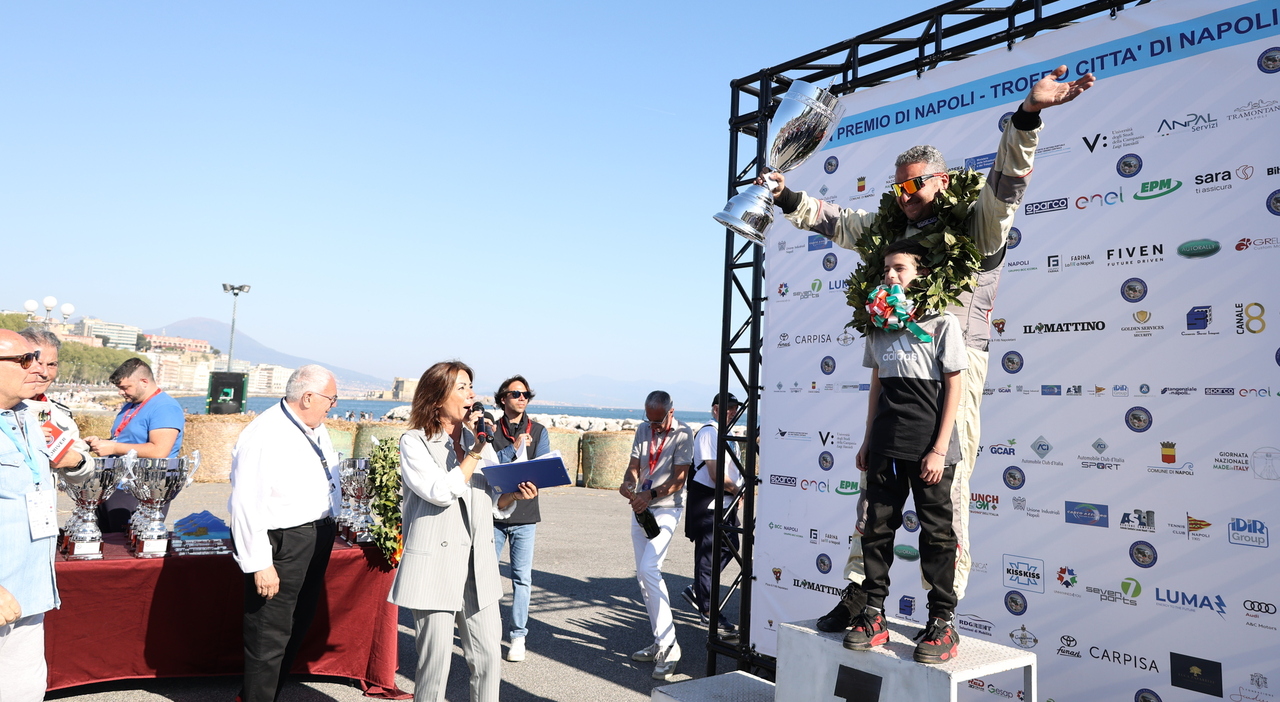 La vittoria assoluta è andata a Gianluca Miccio, 41enne sorrentino della Scuderia Vesuvio, al volante della agilissima, e velocissima, Radical motorizzata BMW