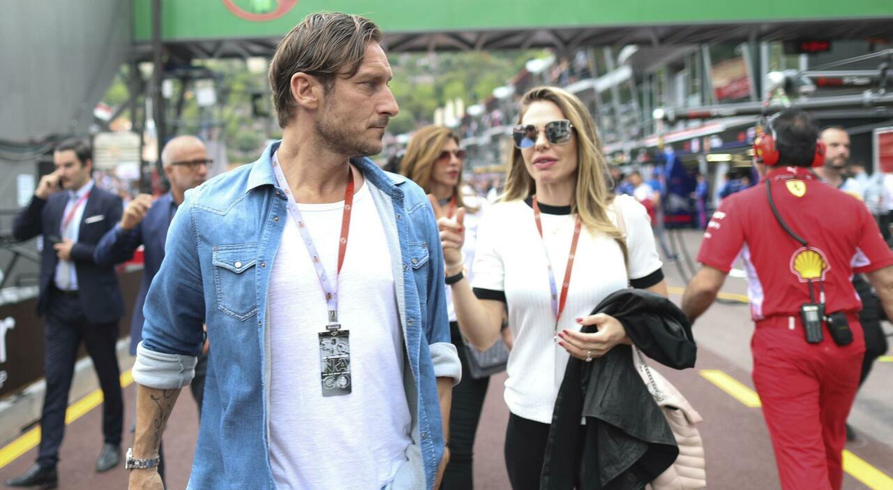 Totti e Ilari, quem traiu primeiro? Noemi é intimada ao tribunal e Iovino testemunha em seu nome. O administrador da Mediaset também foi citado