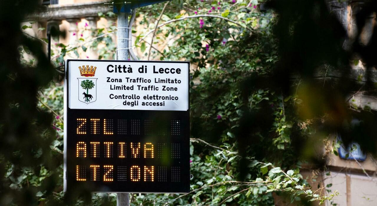 Occulta la targa per entrare nella Ztl: denunciato dalla polizia locale #adessonews