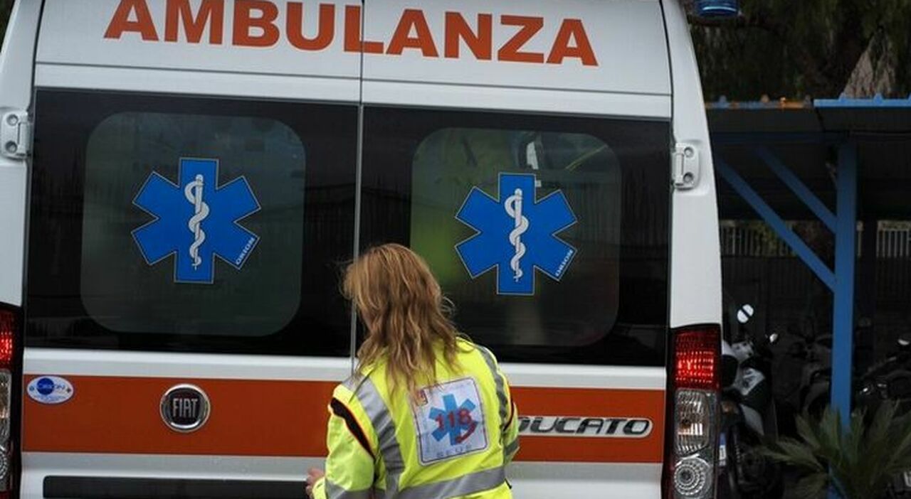 Donna di 47 anni trovata morta in bagno: il decesso risalirebbe a due mesi fa. Si indaga