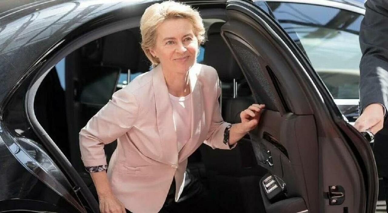 La presidente della Commissione UE Ursula Von der Leyen