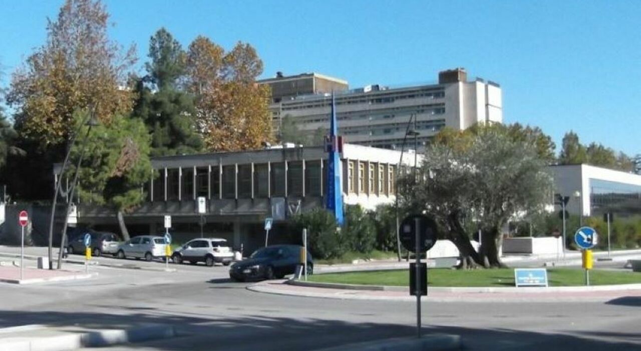 Malfunzionamento di una caldaia e sintomi da intossicazione di monossido di carbonio: tre donne portate in ospedale