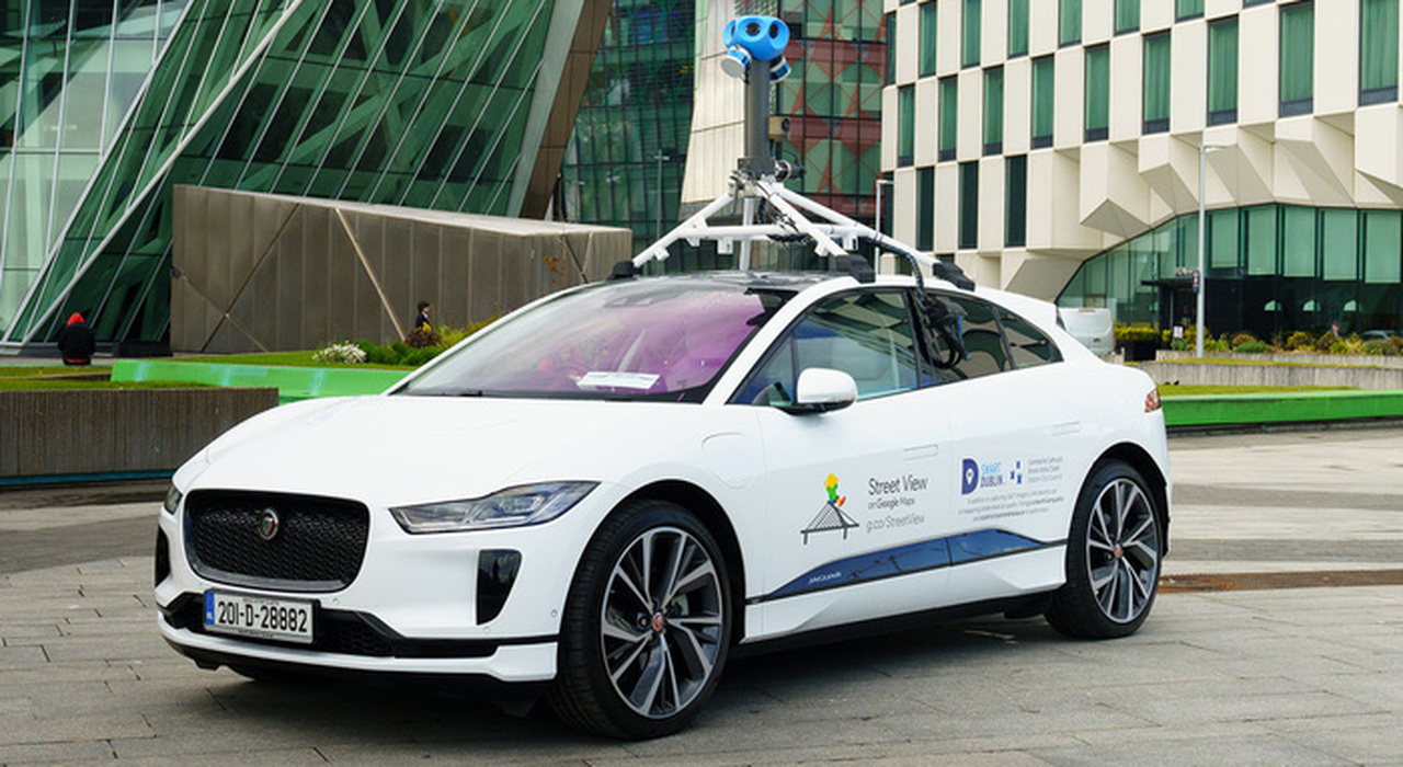 La I-Pace è anche il primo veicolo 100 per cento elettrico di Google e verrà impiegato per misurare, strada per strada, la qualità dell'aria di Dublino