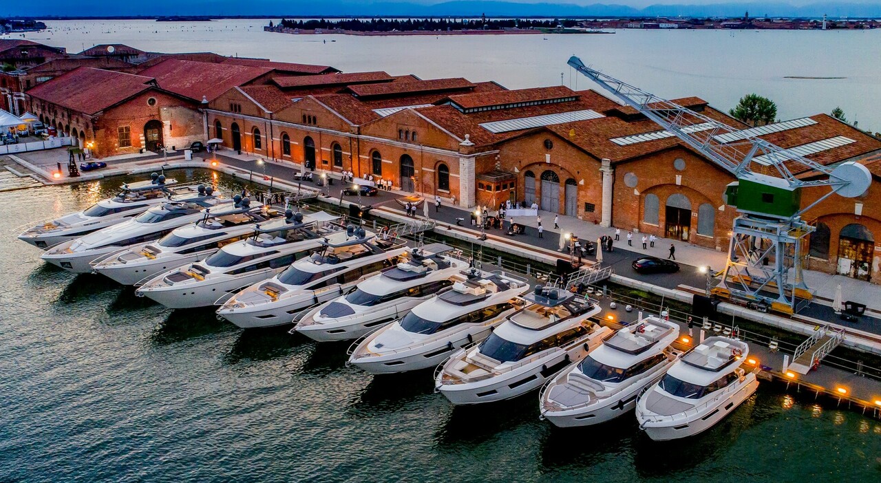La flotta del Ferretti Group all'Arsenale di Venezia