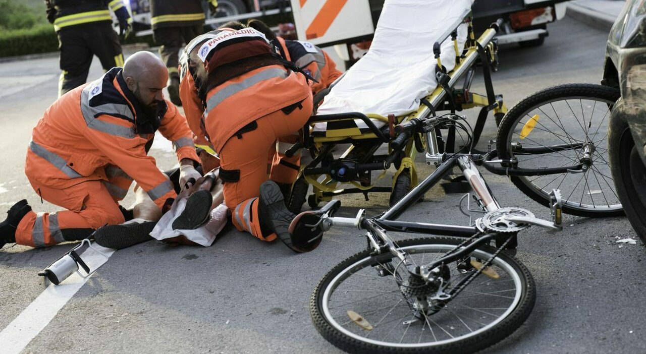 Un ciclista investito e soccorso dal 118