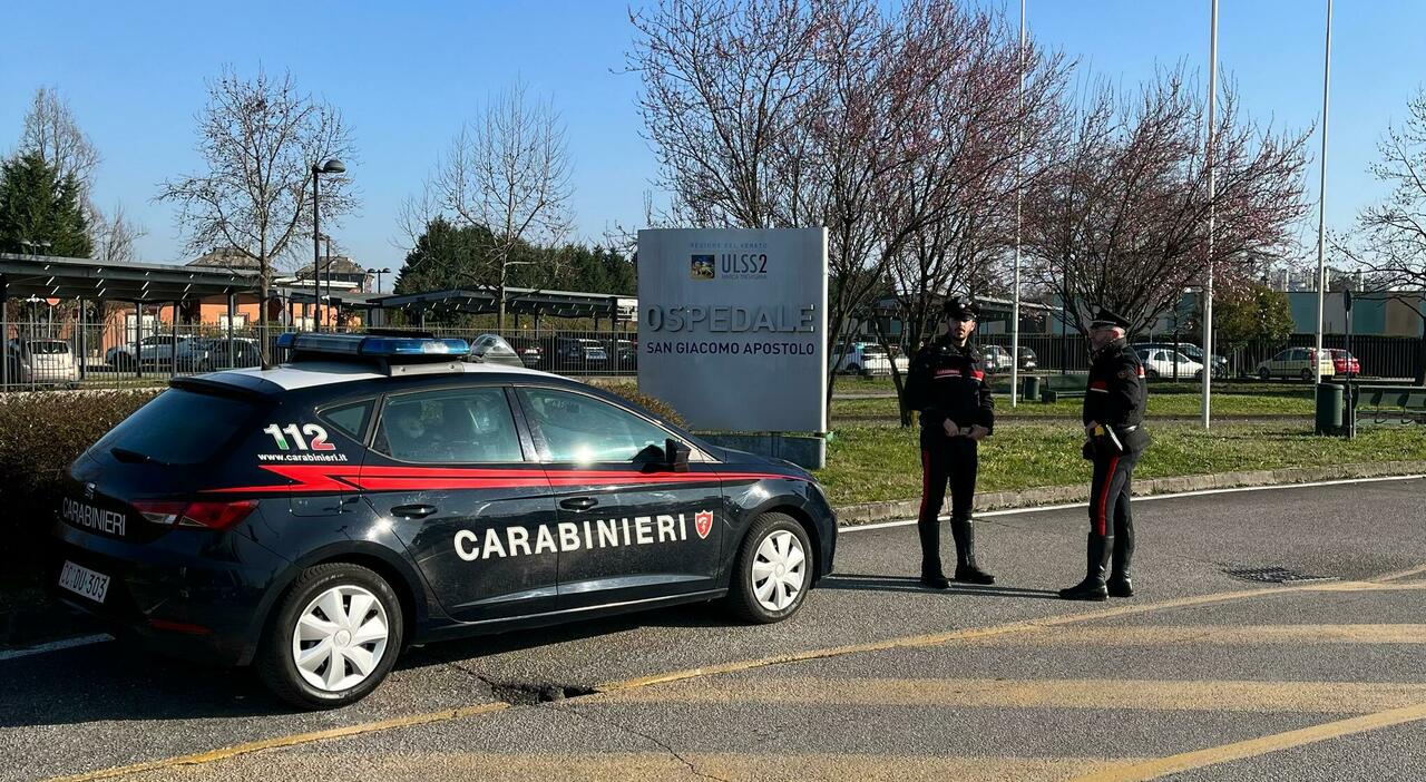 Medico aggredito al pronto soccorso: 28enne ubriaco fermato con il taser dai carabinieri