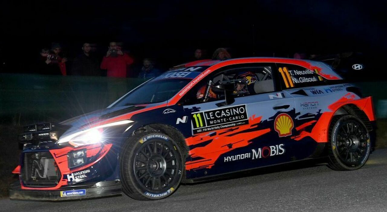 Thierry Neuville con la Hyundai è in testa al Rally di Montecarlo