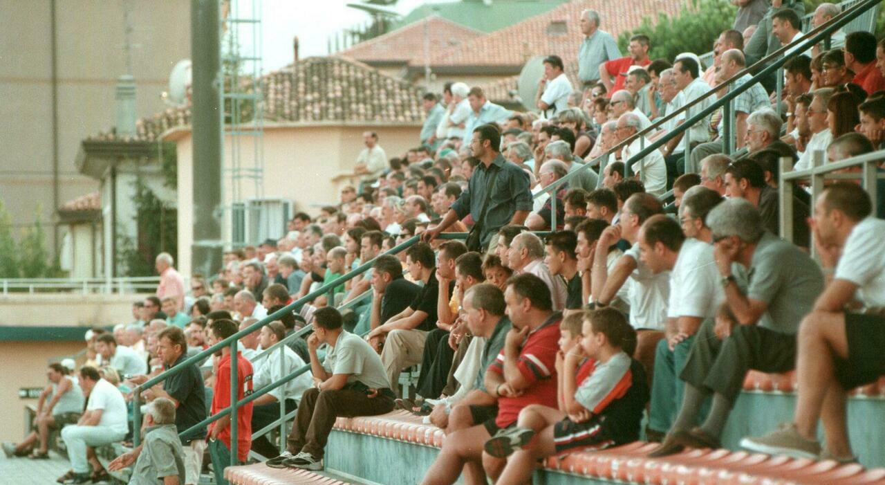 Calcio Mestre, la scelta della "gentilezza": posti in tribuna centrale riservati ai tifosi educati