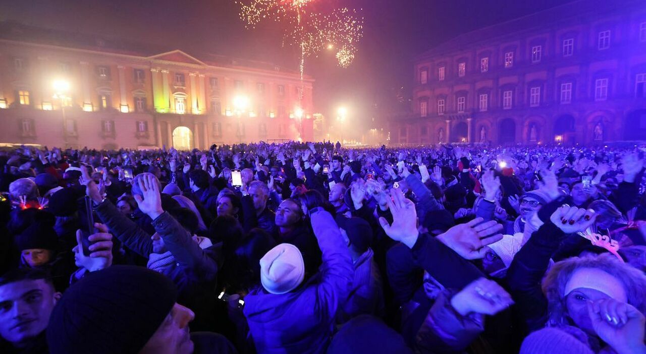 Napoli capitale dello spettacolo, a Capodanno 100mila per la notte più bella