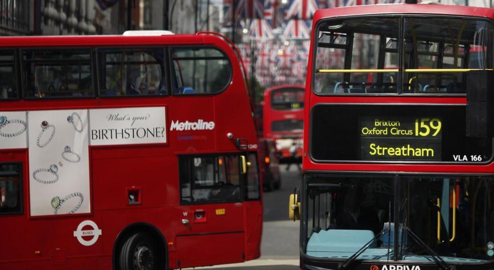 Londra, i tipici bus a due piani? Alimentati ad olio di caffè. Sfida anche per l'Italia