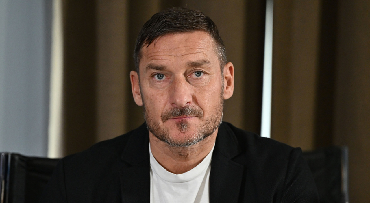 Totti indagato per omessa dichiarazione dei redditi, l