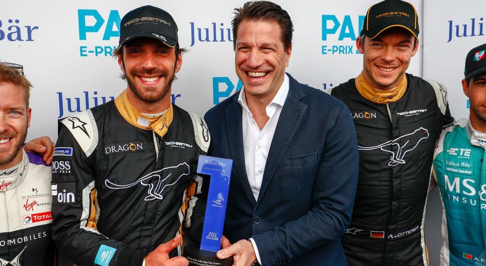 Jean Eric Vergne festeggia la super pole all'E-Prix di Parigi