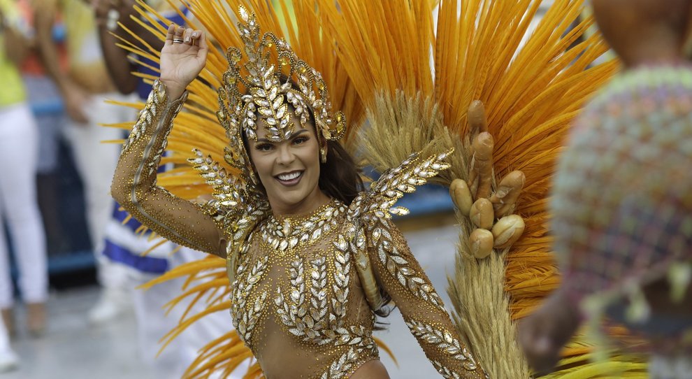 Rio de Janeiro, ecco il Carnevale più travolgente del mondo