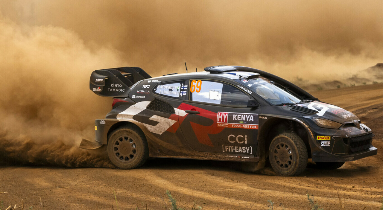 La Toyota Yaris WRC nel Safari Rally in Kenia