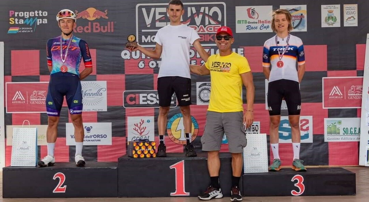 Vesuvio Mountainbike Race: vince Emanuele Spica la gara assoluta Gran Fondo