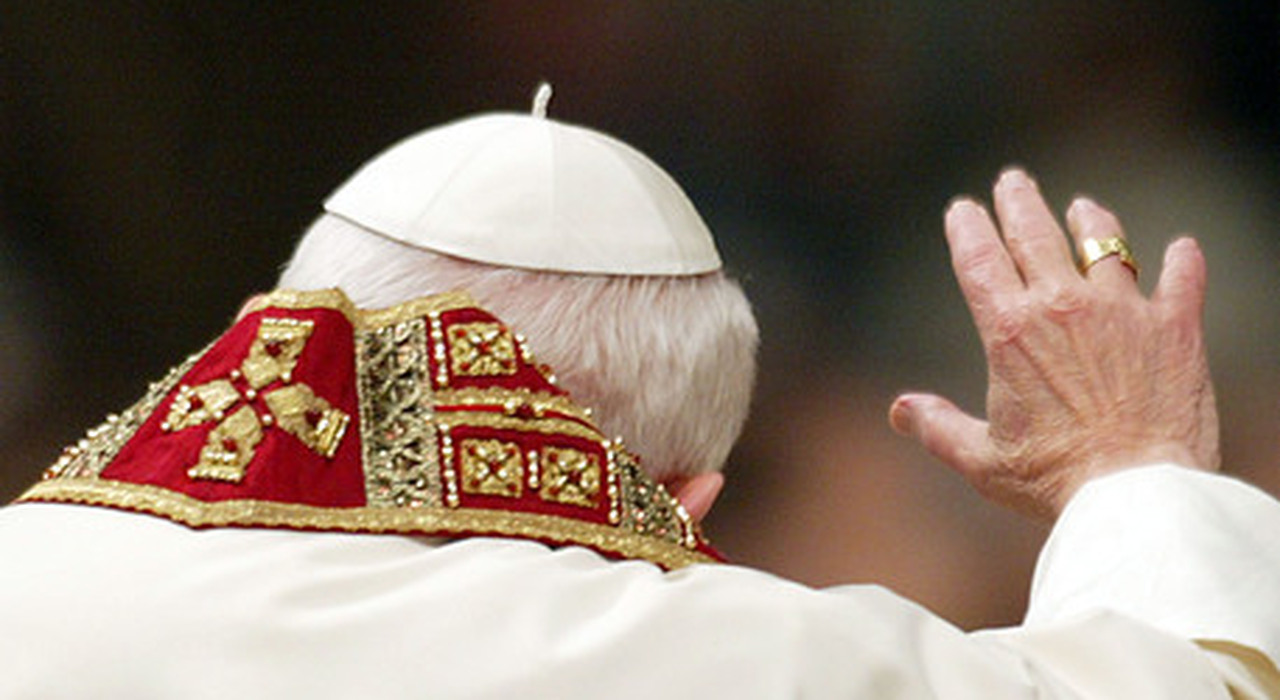 Bénédicte Lutaud racconta la vita delle donne in Vaticano: «Una psichiatra  polacca era accanto a Giovanni Paolo II in agonia»