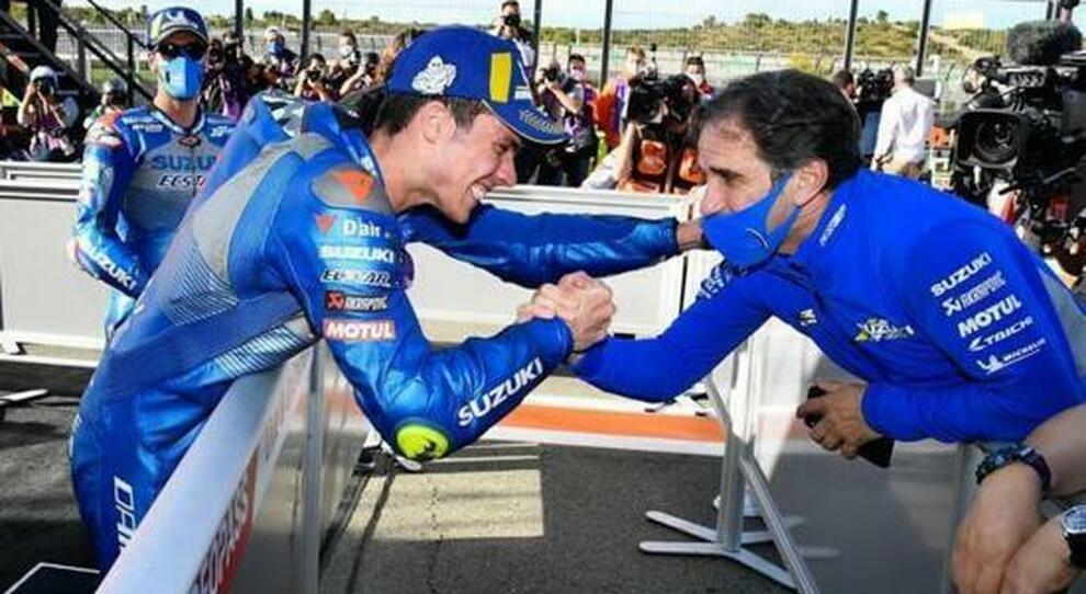 Nella foto, Brivio si complimenta con Mir, campione del mondo MotoGP con la Suzuki