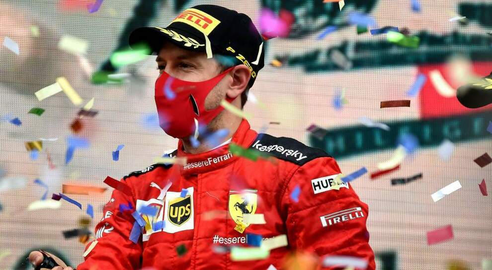 Sebastian Vettel festeggia il terzo posto in Turchia