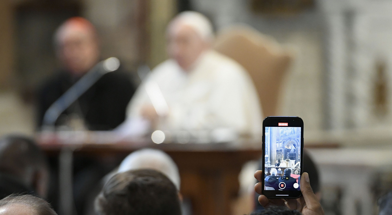 Die Enthüllungen eines Papstes: Hinter den Kulissen des Konklaves