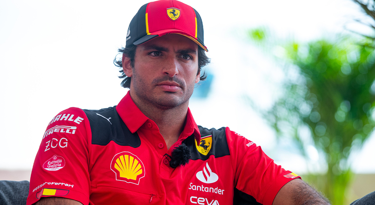 Carlos Sainz annonce son départ de la Scuderia Ferrari à la fin de 2024