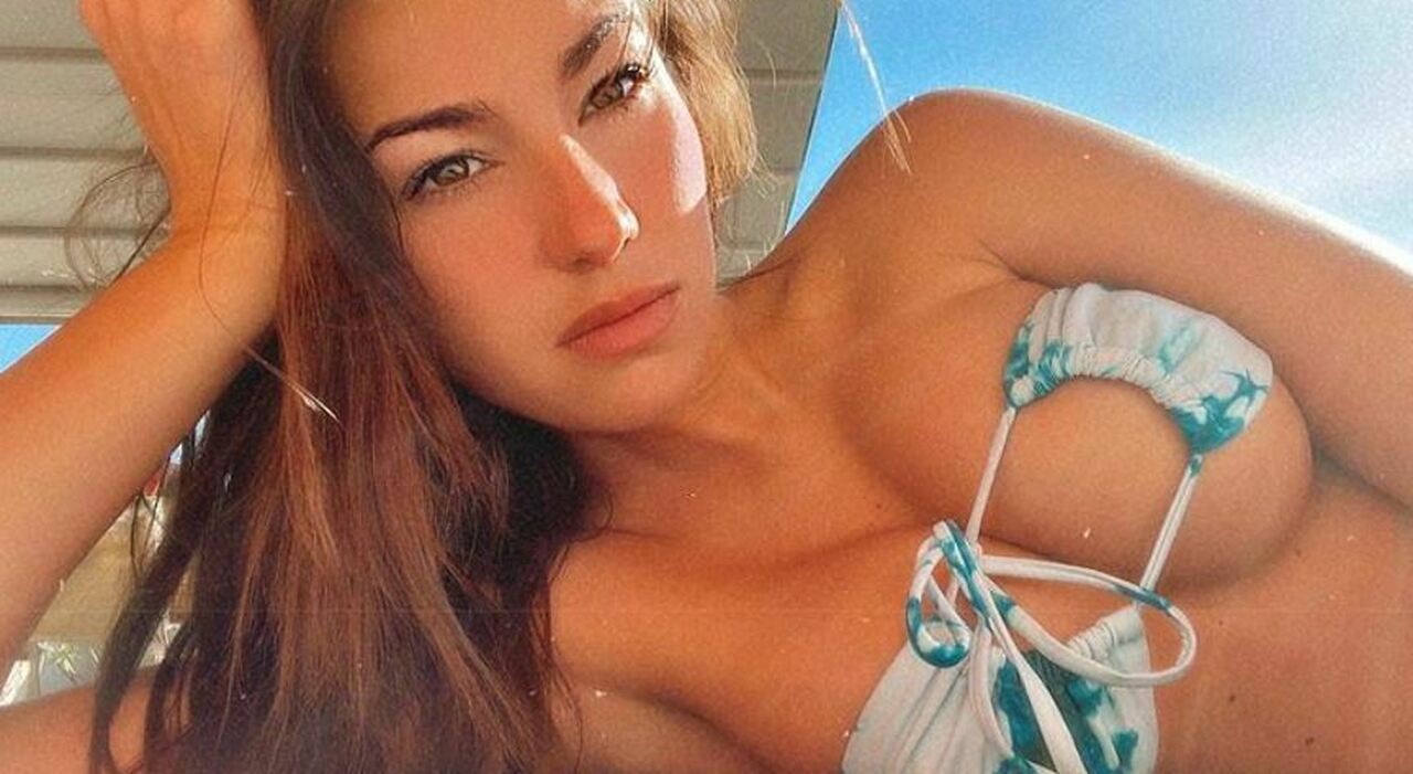 Ginevra lamborghini topless