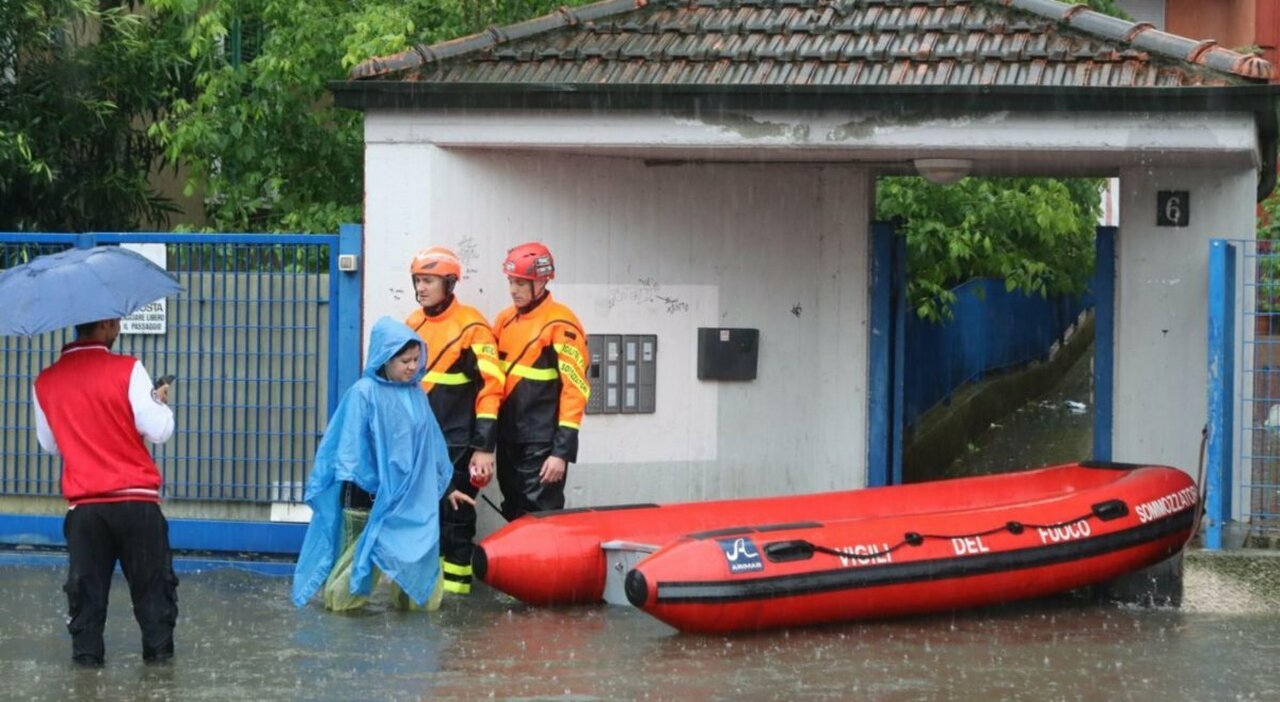 Severe Weather Hits Lombardy: Storms, Heavy Rain, And Flooding