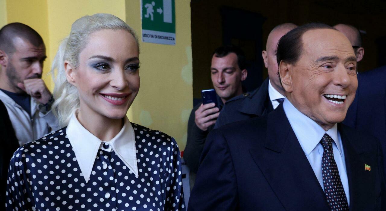 Marta Fascina a un anno dalla morte di Silvio Berlusconi: «Mi hanno strappato il cuore, un lutto così non si supera»