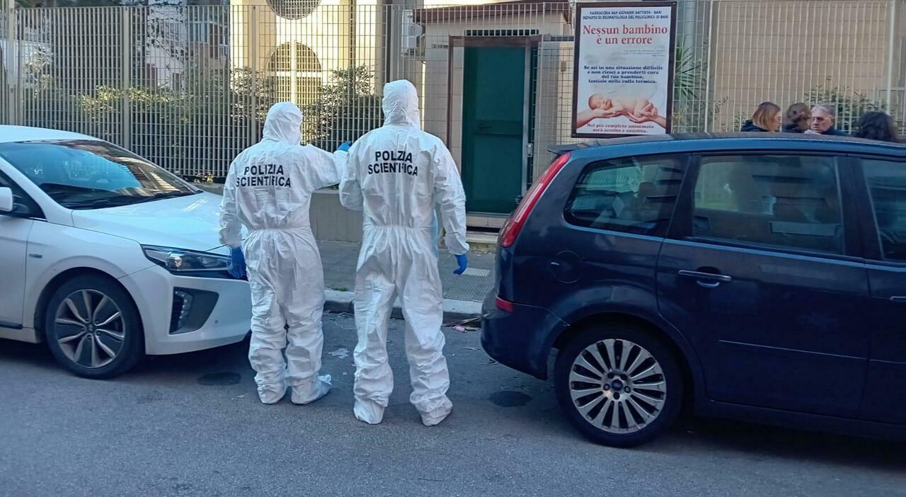 Neonato trovato morto in chiesa, indagati parroco e tecnico della culla termica: «Omicidio colposo»